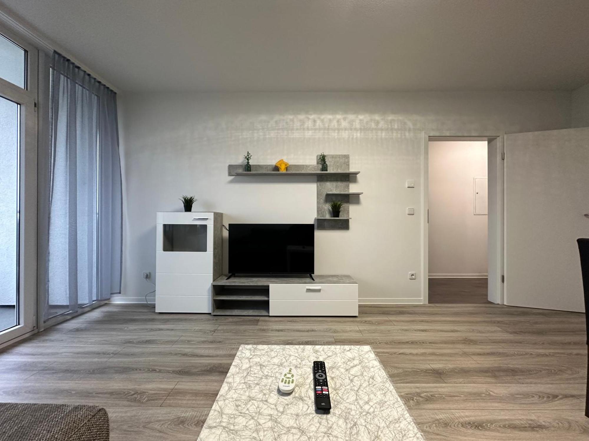 Olis Appartement In Neuss Exterior foto